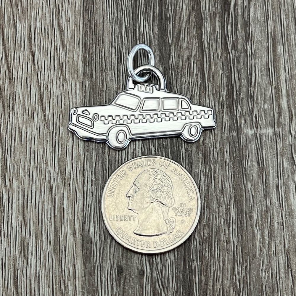 Taxi charm - Picture 3 of 5